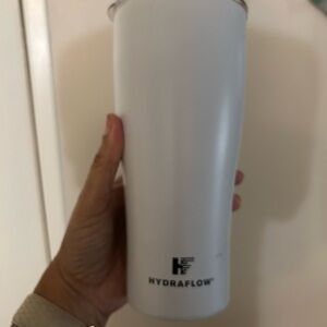 30 oz hydroflow tumbler. Barely used